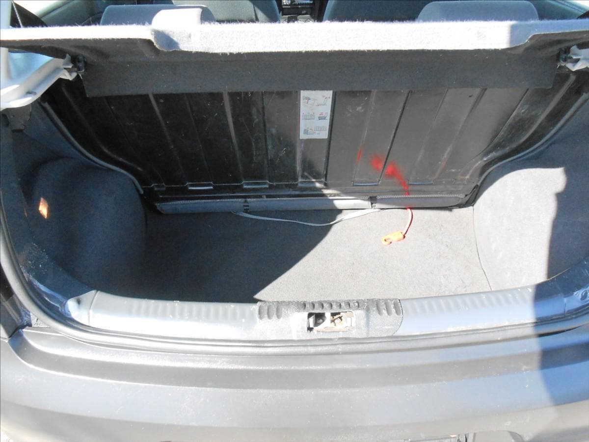 2007 Volkswagen FOX - 10