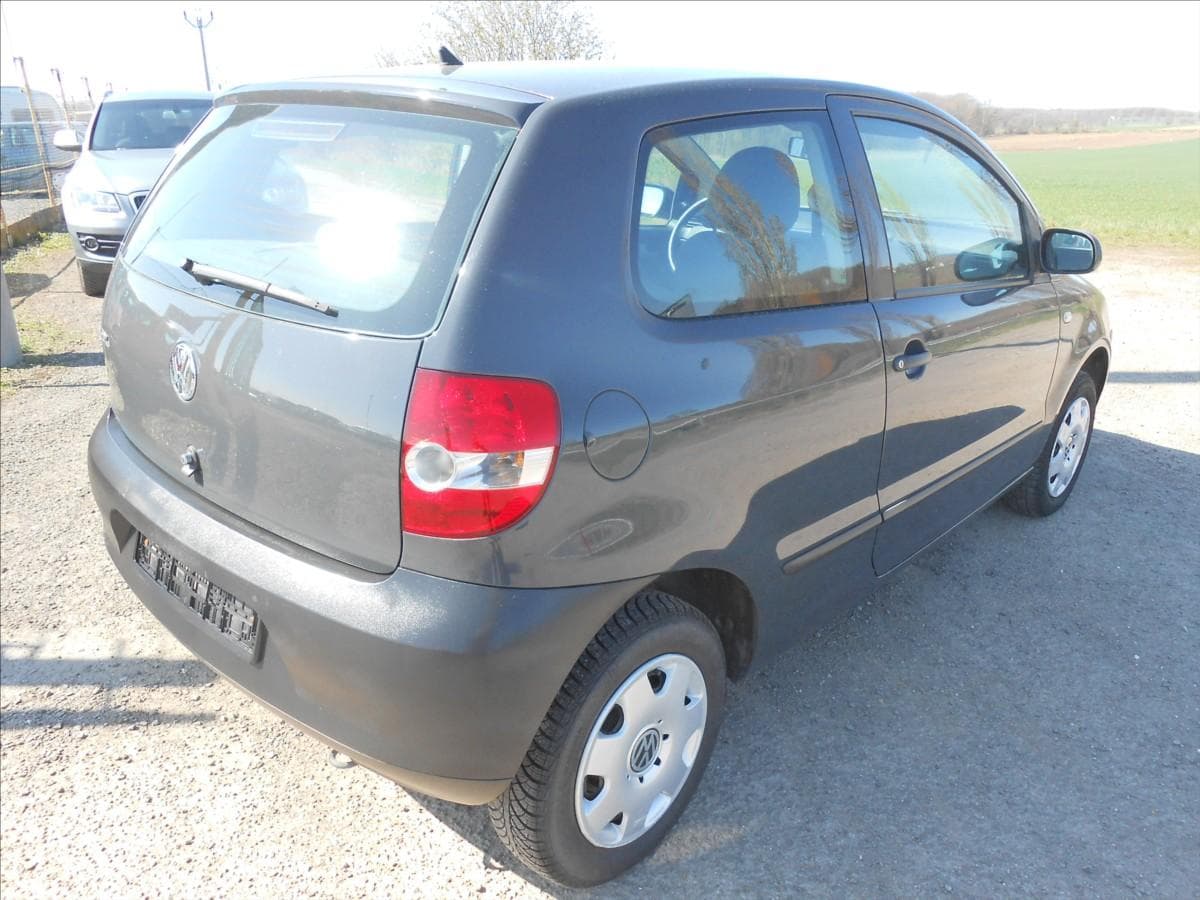 2007 Volkswagen FOX - 4