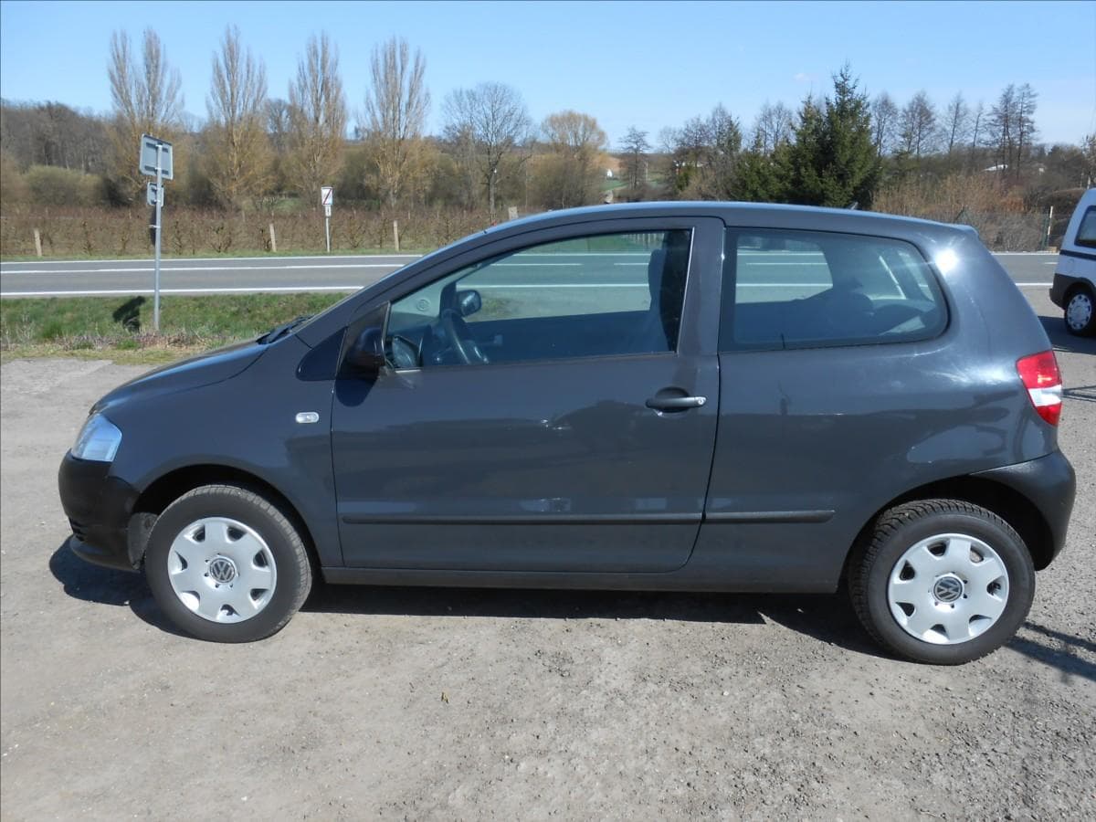 2007 Volkswagen FOX - 6