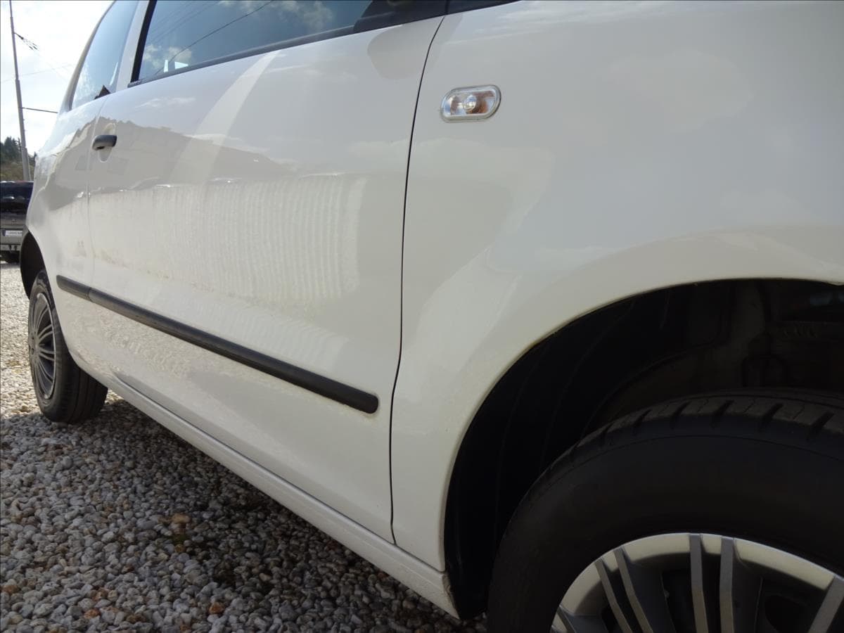 2008 Volkswagen FOX - 10