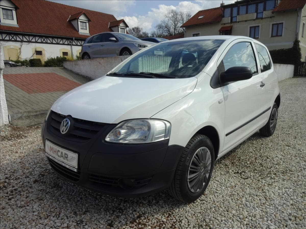 2008 Volkswagen FOX - 3