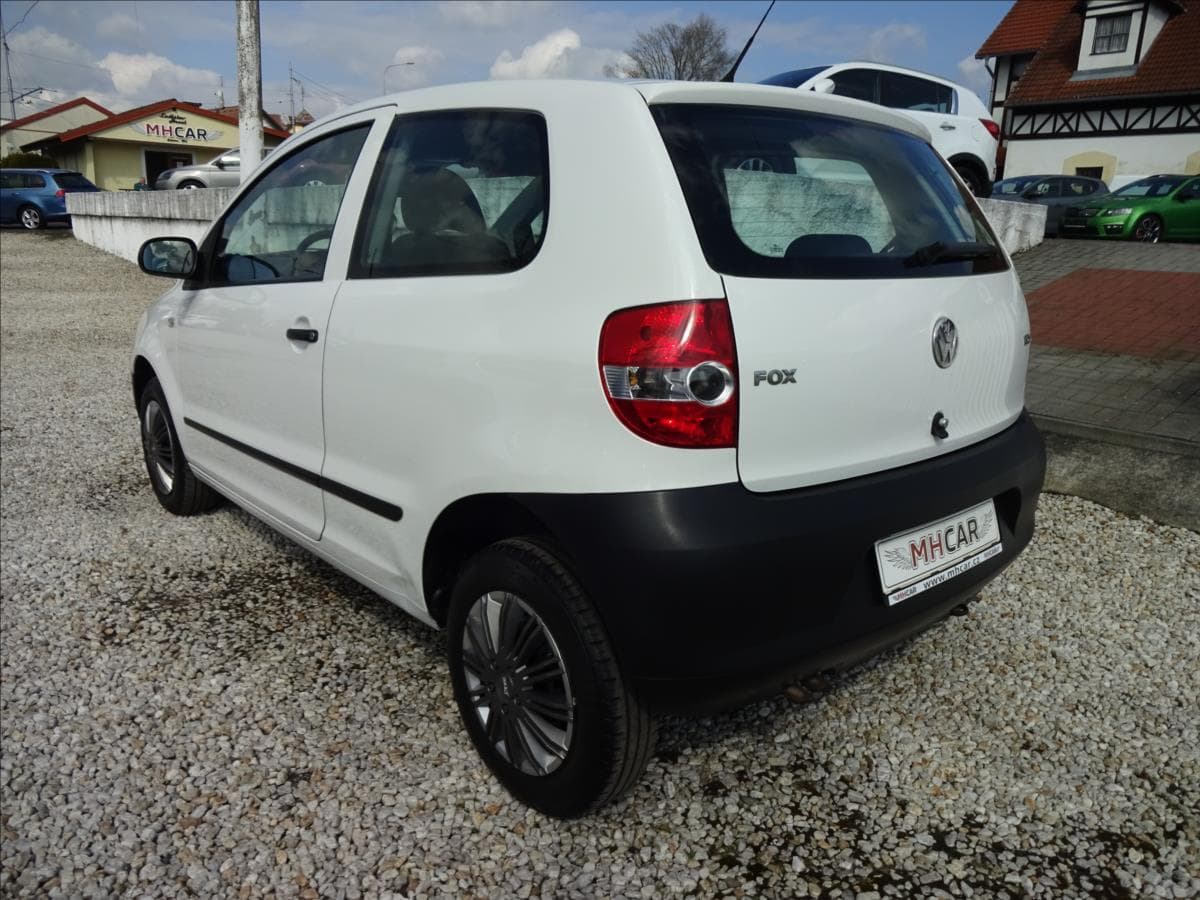 2008 Volkswagen FOX - 5