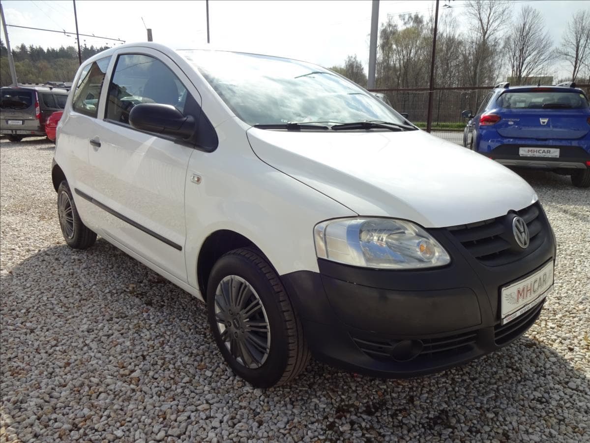 2008 Volkswagen FOX - 9