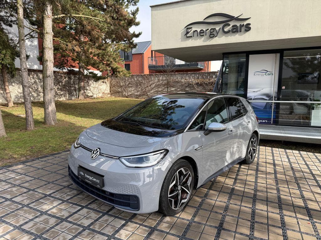 Volkswagen ID.3 Pro 62kWh Matrix LED hatchback