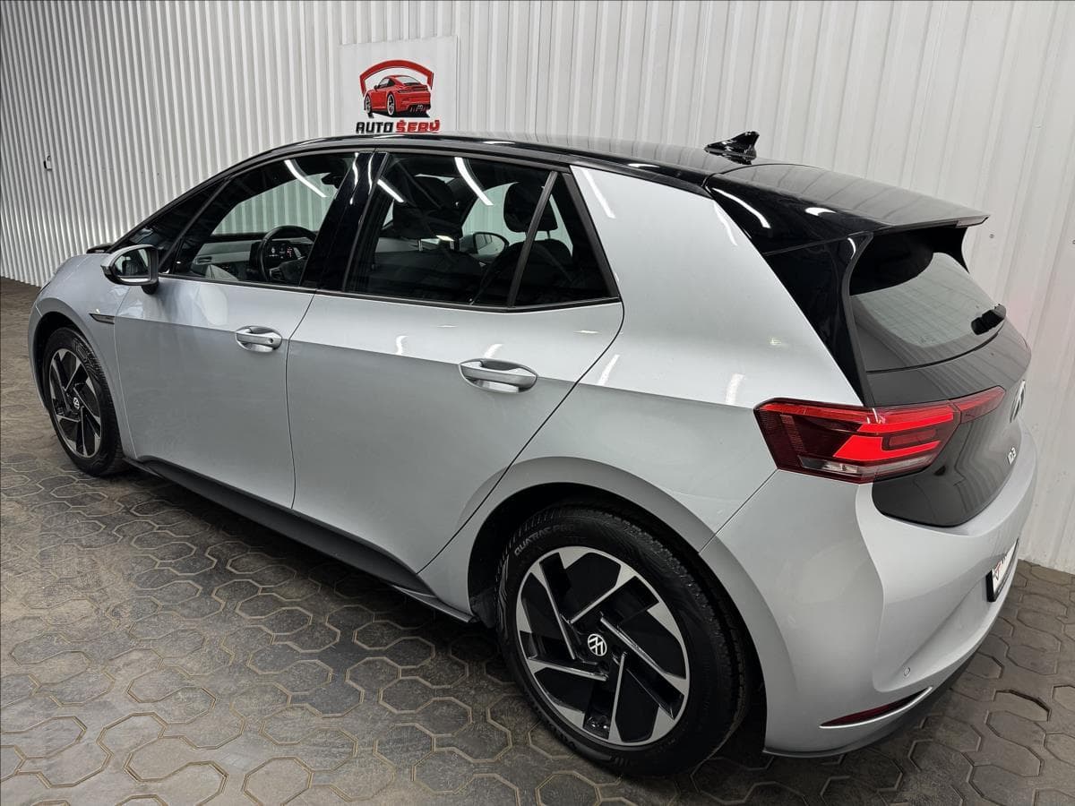Volkswagen ID.3 - 10