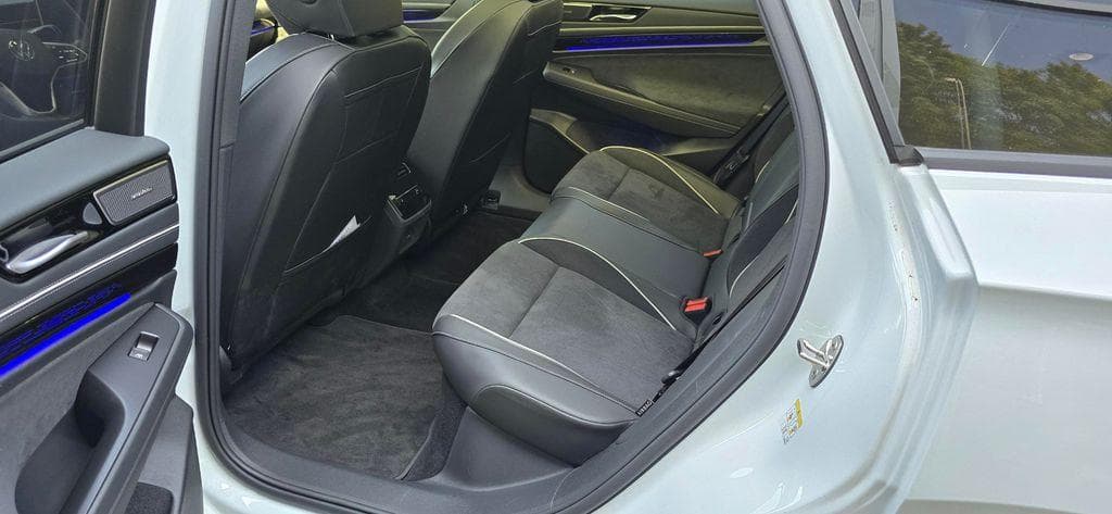2025 Volkswagen ID.7 - 6