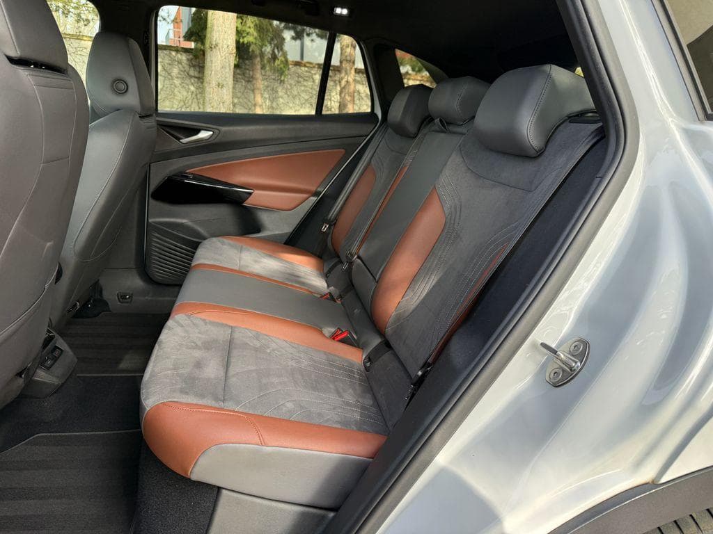 2020 Volkswagen Id.4 - 11