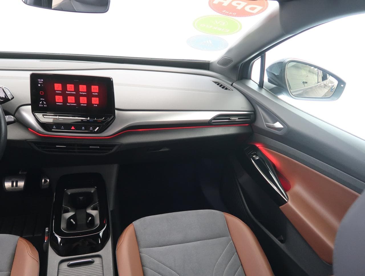 2020 Volkswagen ID.4 - 11