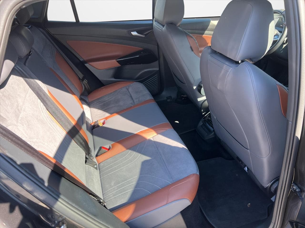 2020 Volkswagen ID.4 - 12