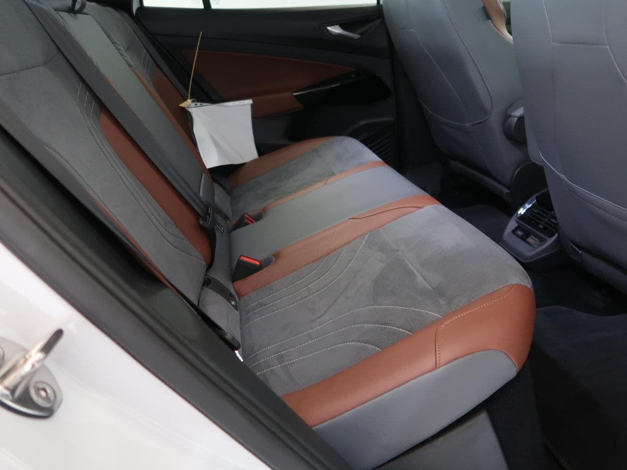 2021 Volkswagen ID.4 - 13