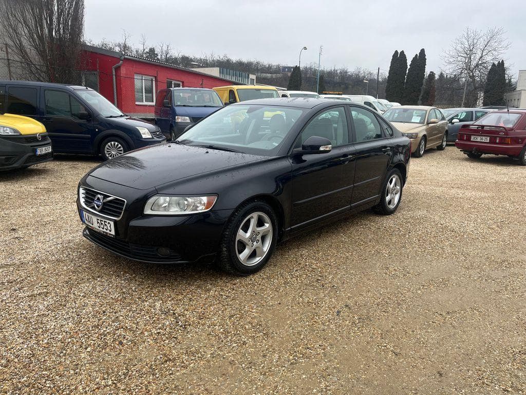 Volvo S40 1.6D 84KW*NOVÉ VSTŘIKY* sedan