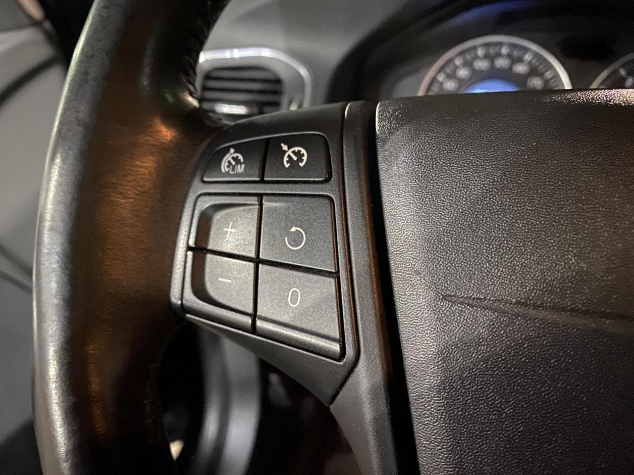 2012 Volvo S60 - 13