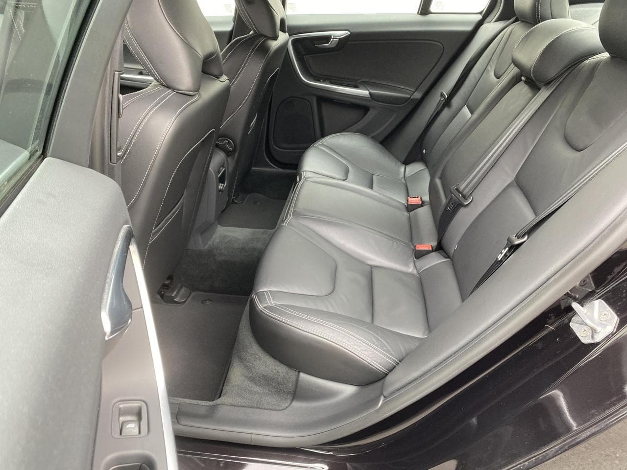 2013 Volvo S60 - 10