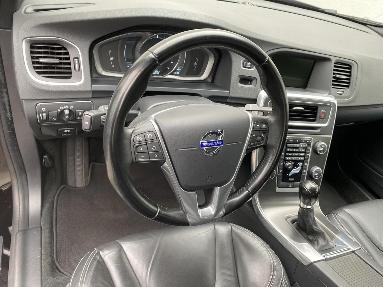 2013 Volvo S60 - 13