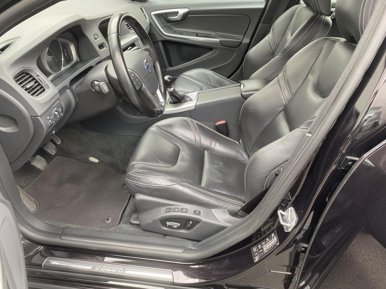 2013 Volvo S60 - 9