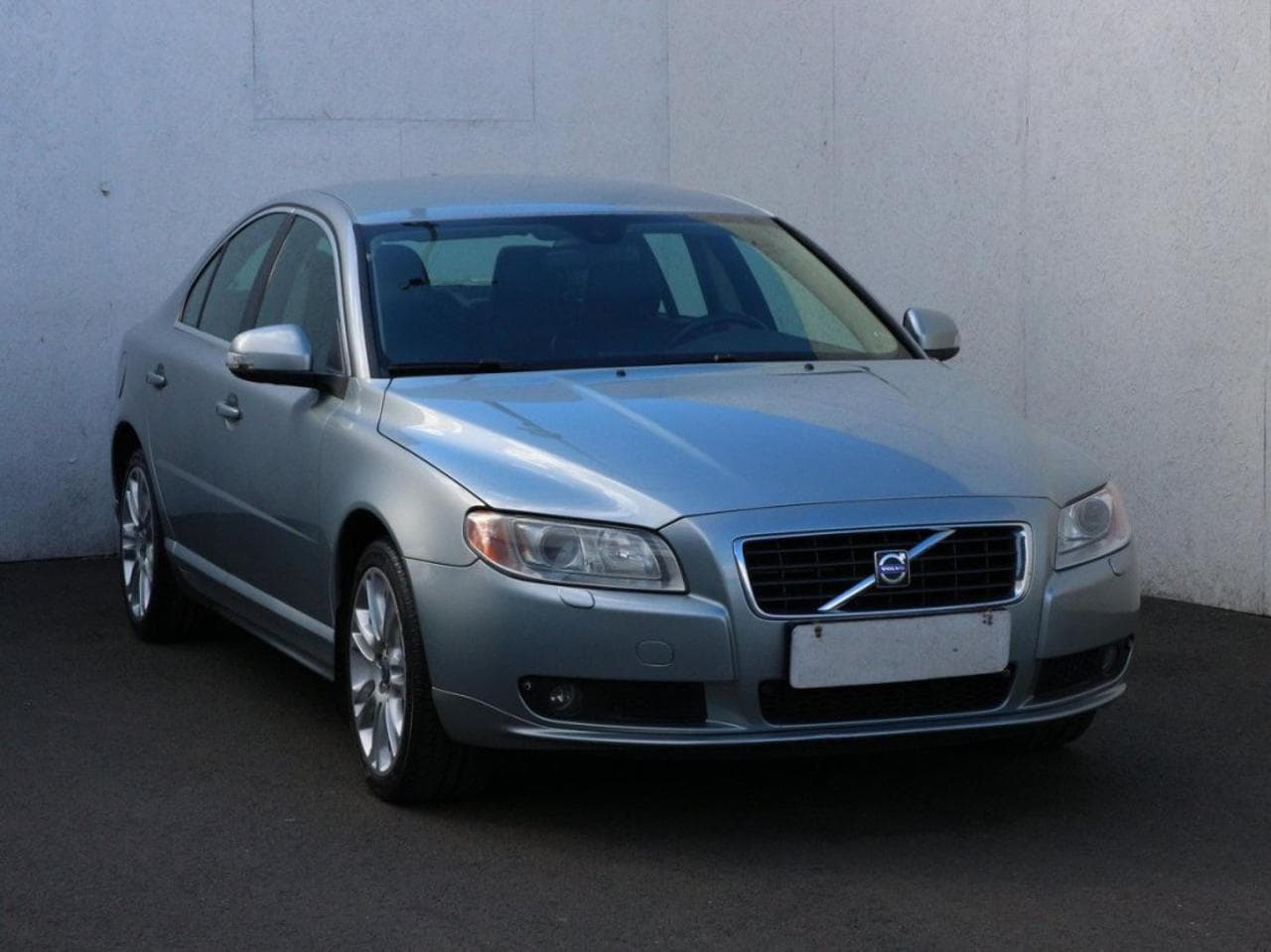 Volvo S80 2.4 sedan