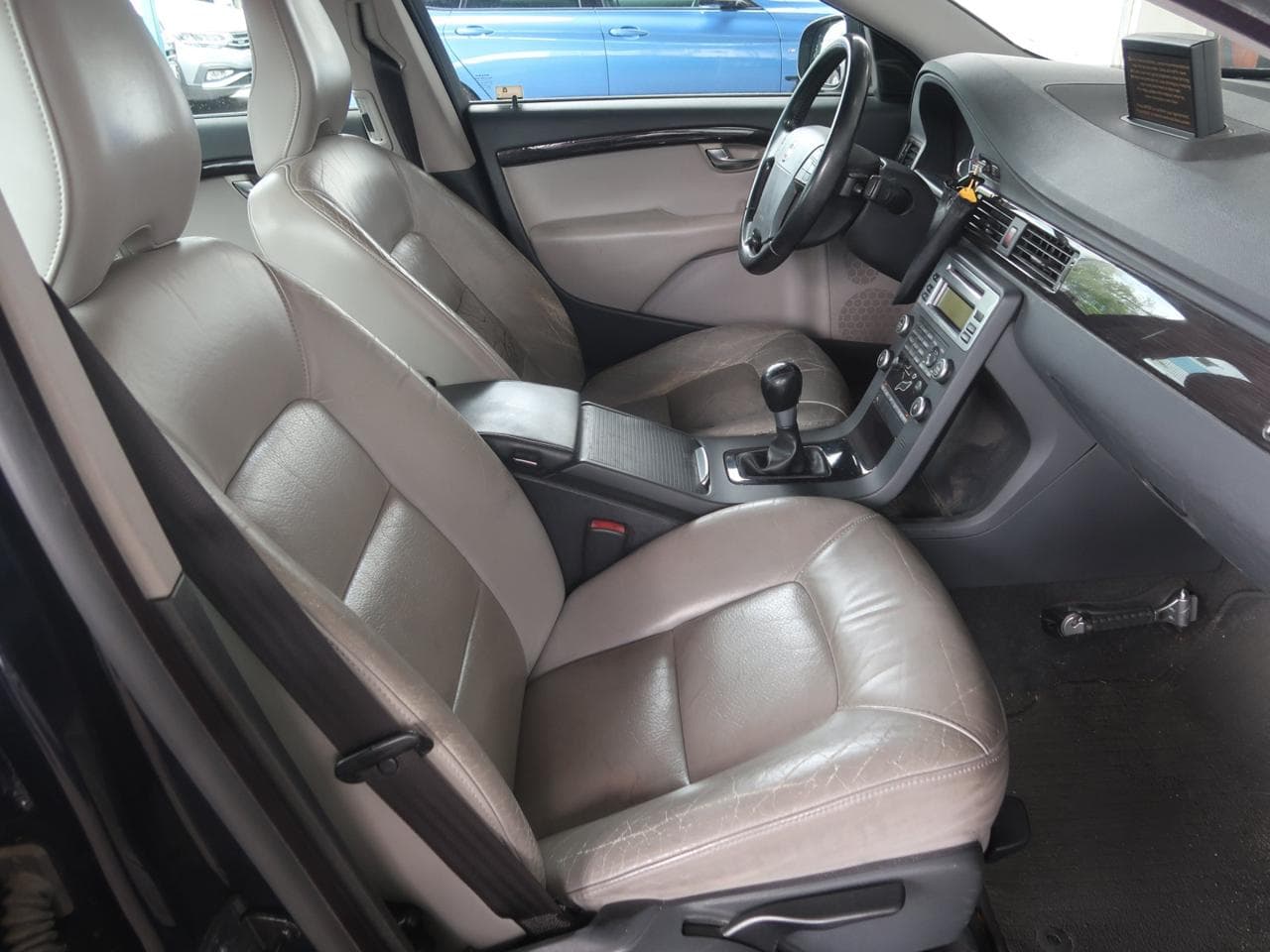 2009 Volvo S80 - 12