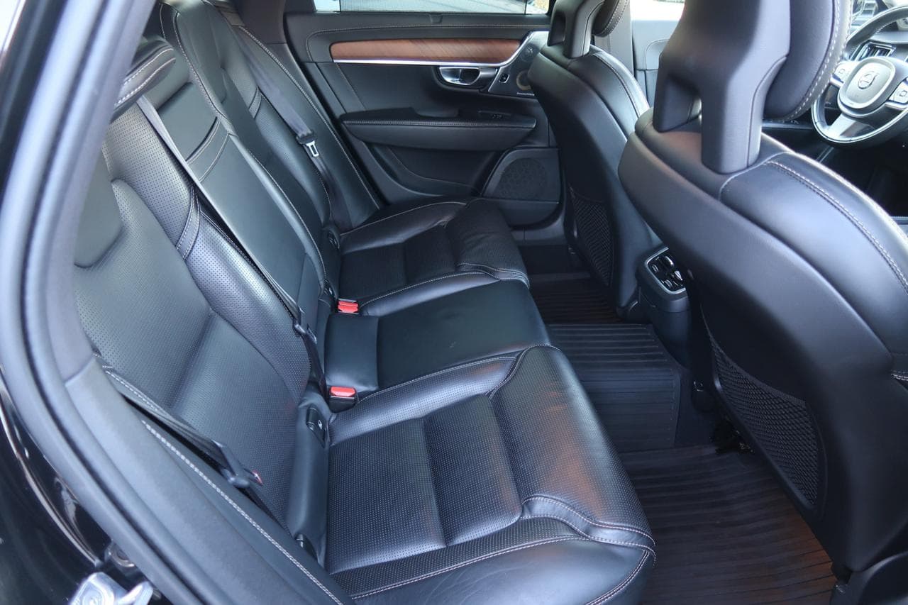 2018 Volvo S90 - 13