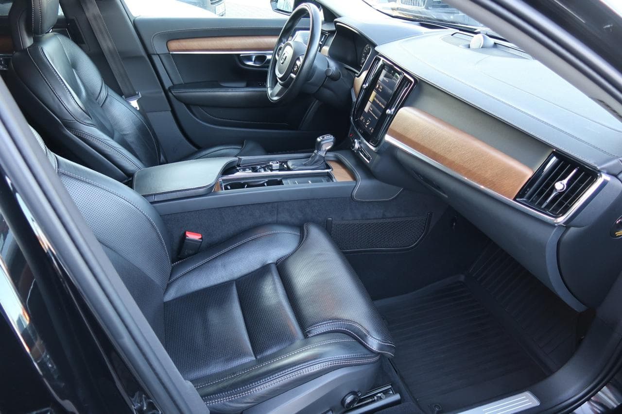 2018 Volvo S90 - 12