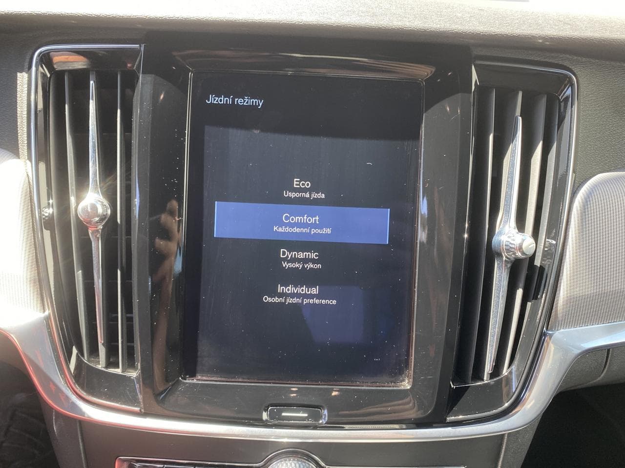 2017 Volvo S90 - 19
