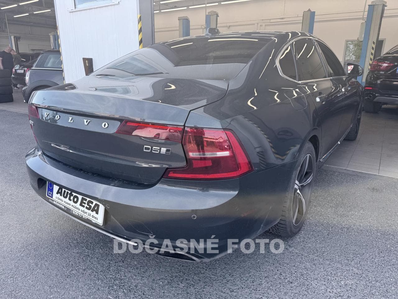 2017 Volvo S90 - 2