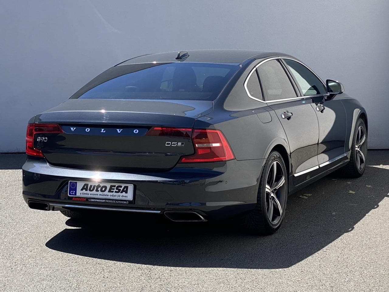 2017 Volvo S90 - 4