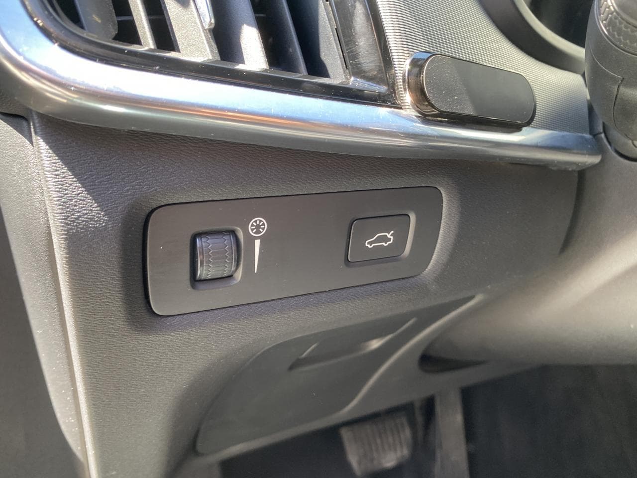 2017 Volvo S90 - 15
