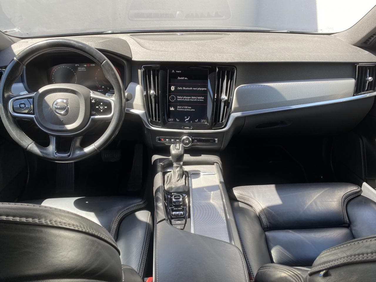 2017 Volvo S90 - 8
