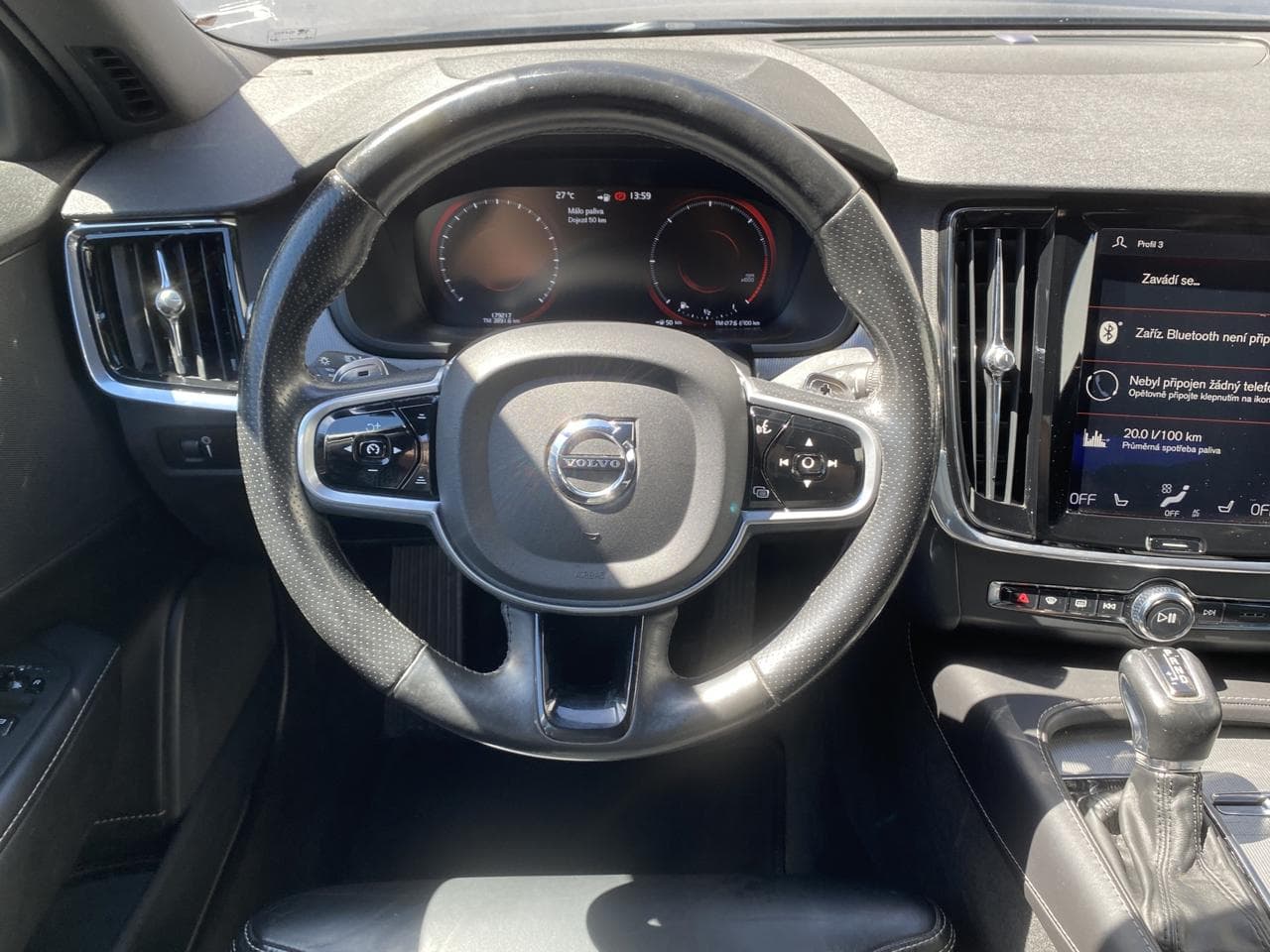 2017 Volvo S90 - 11