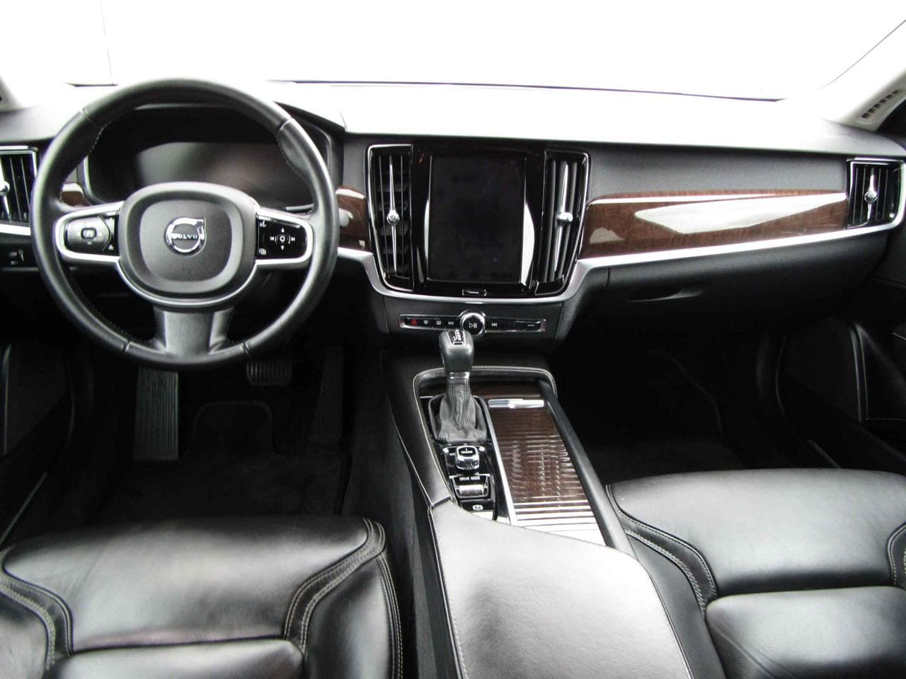 2017 Volvo S90 - 8