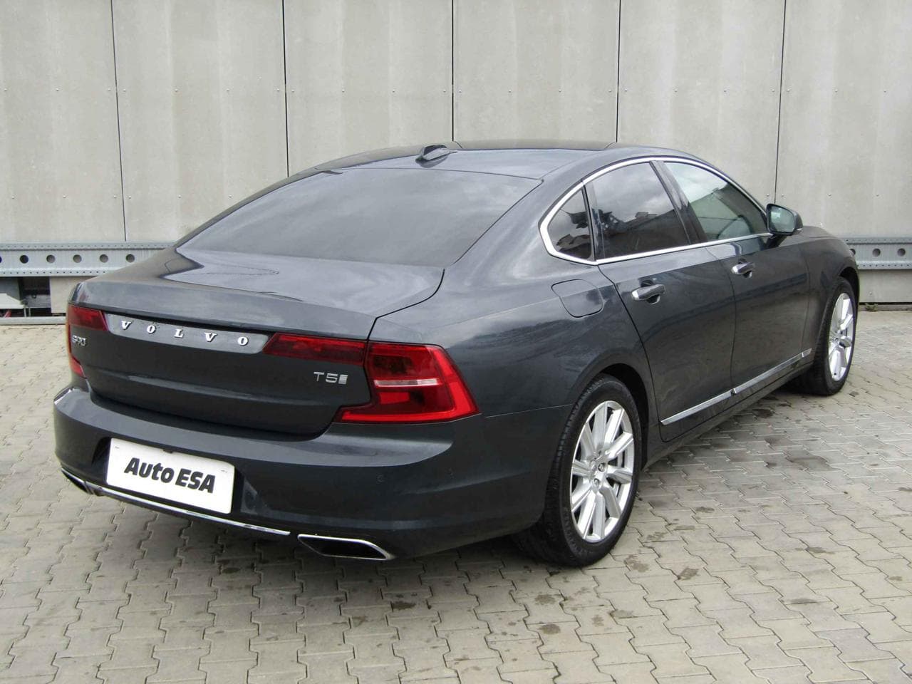2017 Volvo S90 - 4