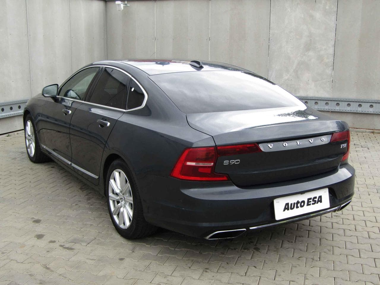 2017 Volvo S90 - 6