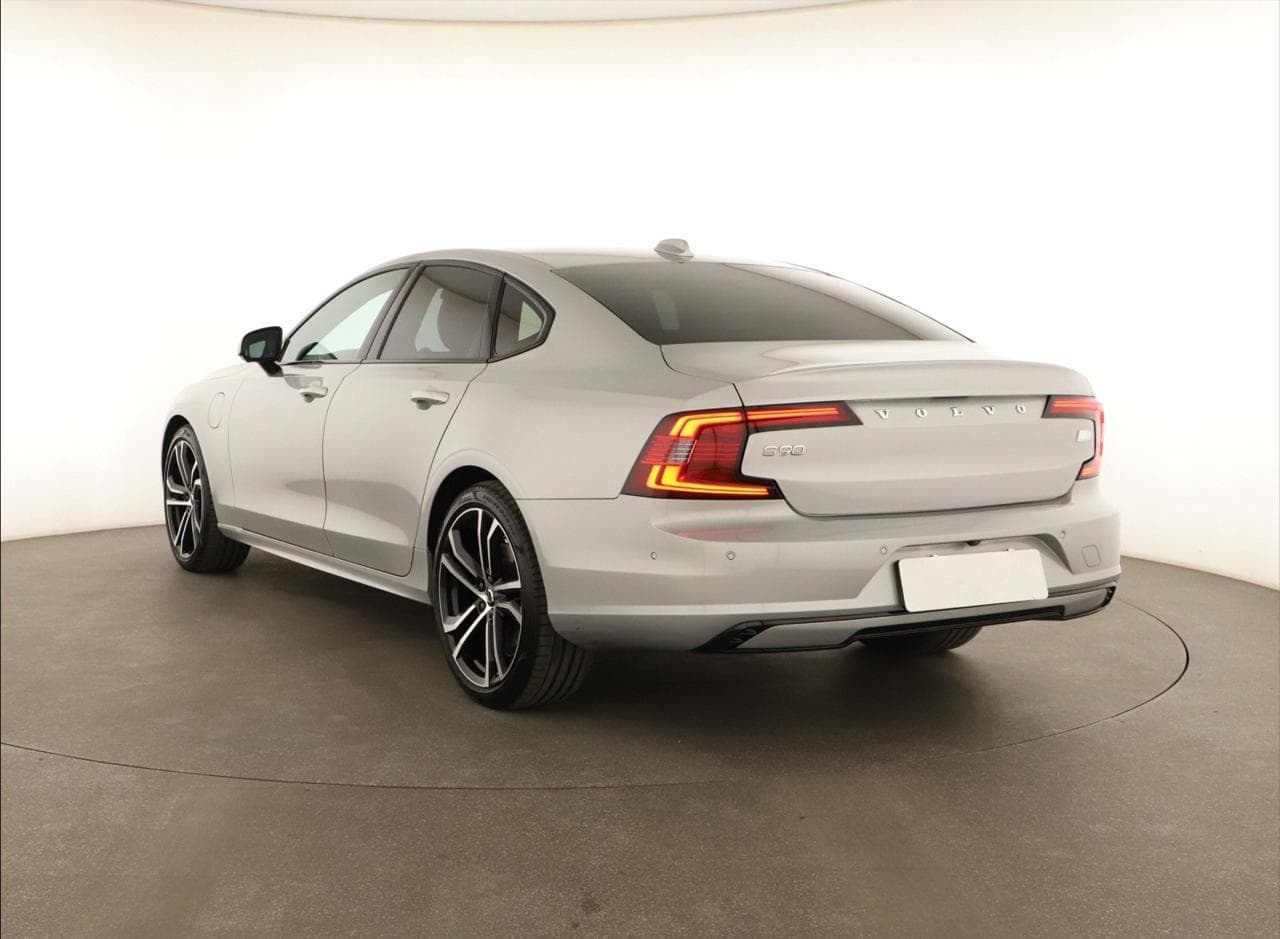 2024 Volvo S90 - 9