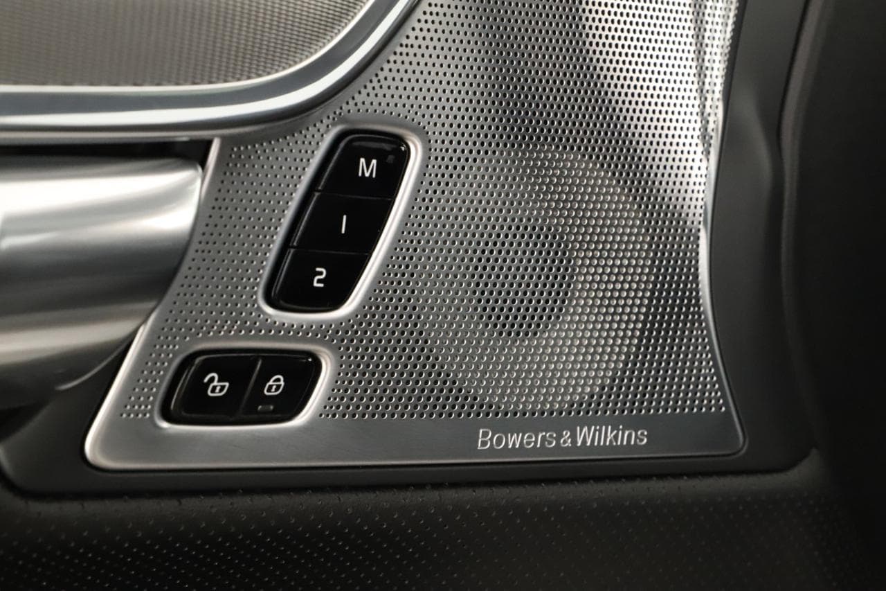 2024 Volvo S90 - 31