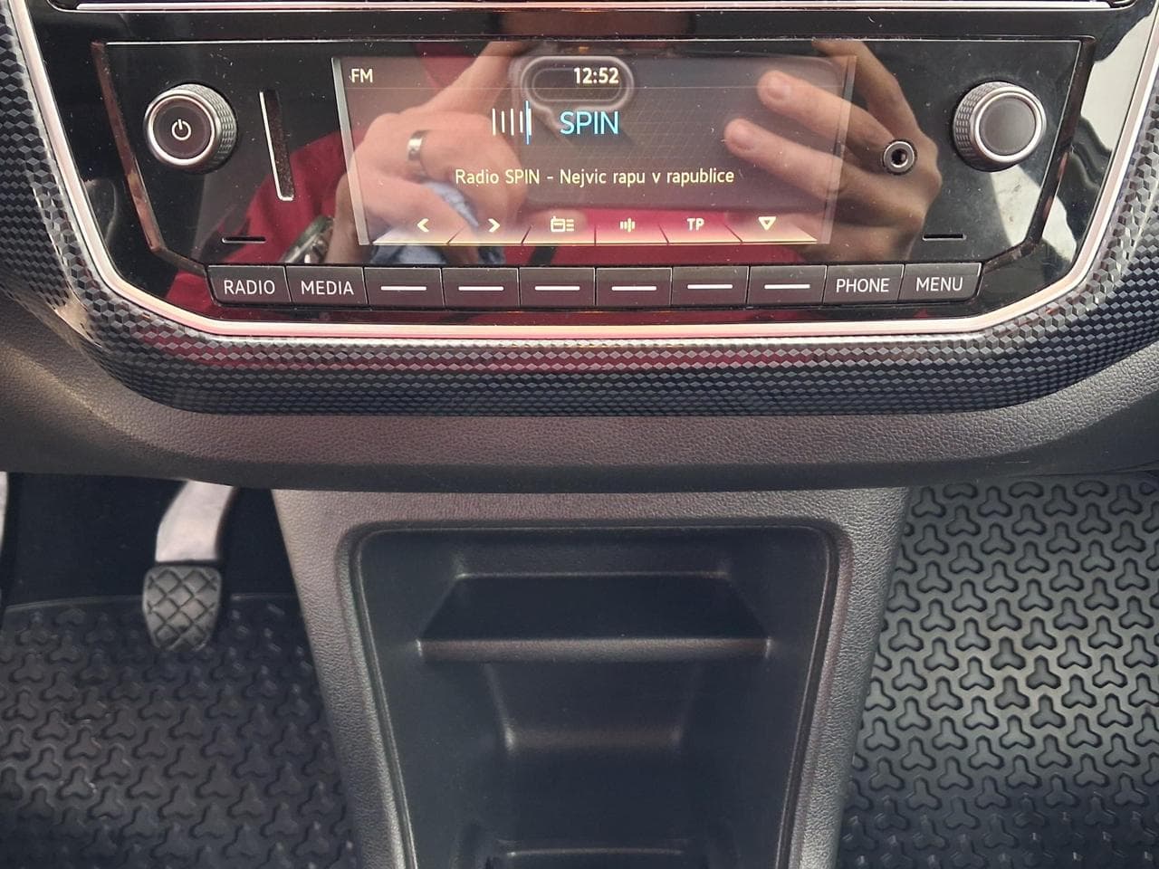 2020 Volkswagen UP! - 15