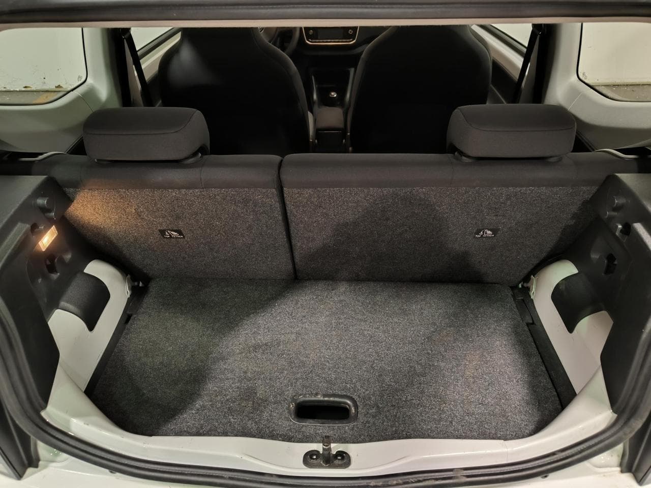 2021 Volkswagen UP! - 7