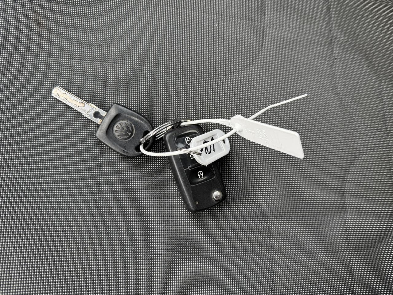 2013 Volkswagen UP! - 15