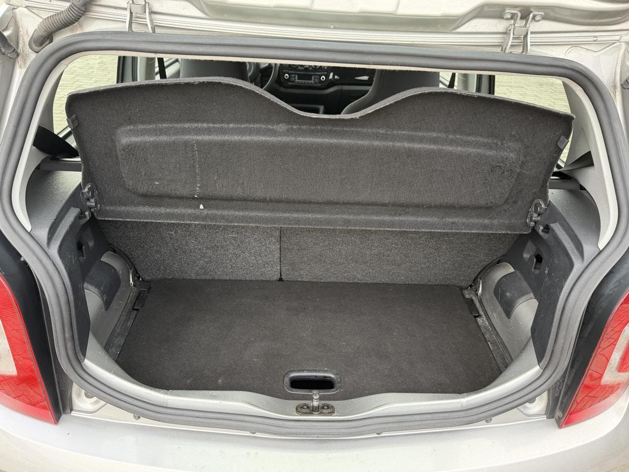2013 Volkswagen UP! - 7