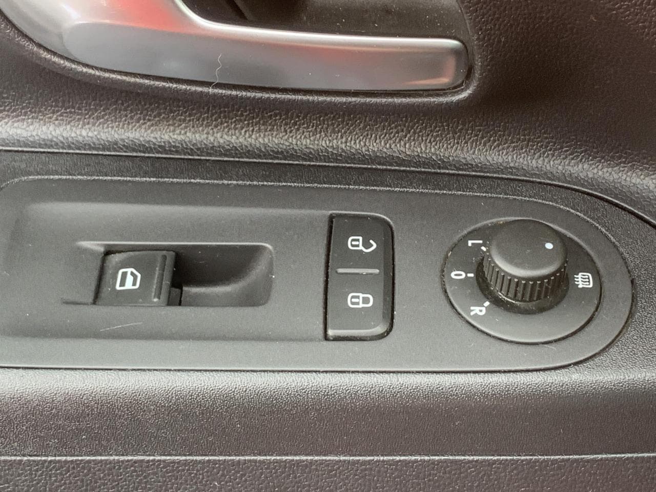 2012 Volkswagen Up! - 17