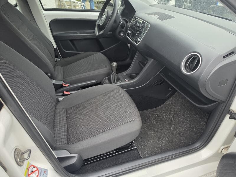 2013 Volkswagen UP! - 7