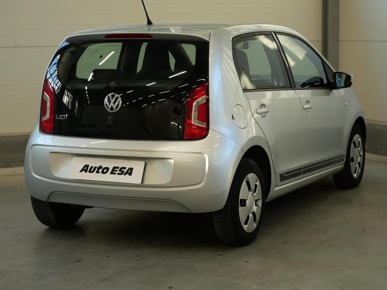 2016 Volkswagen UP! - 4