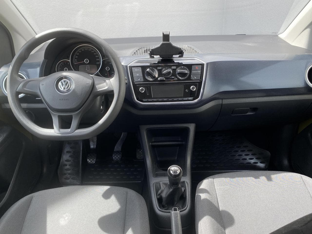 2018 Volkswagen UP! - 8