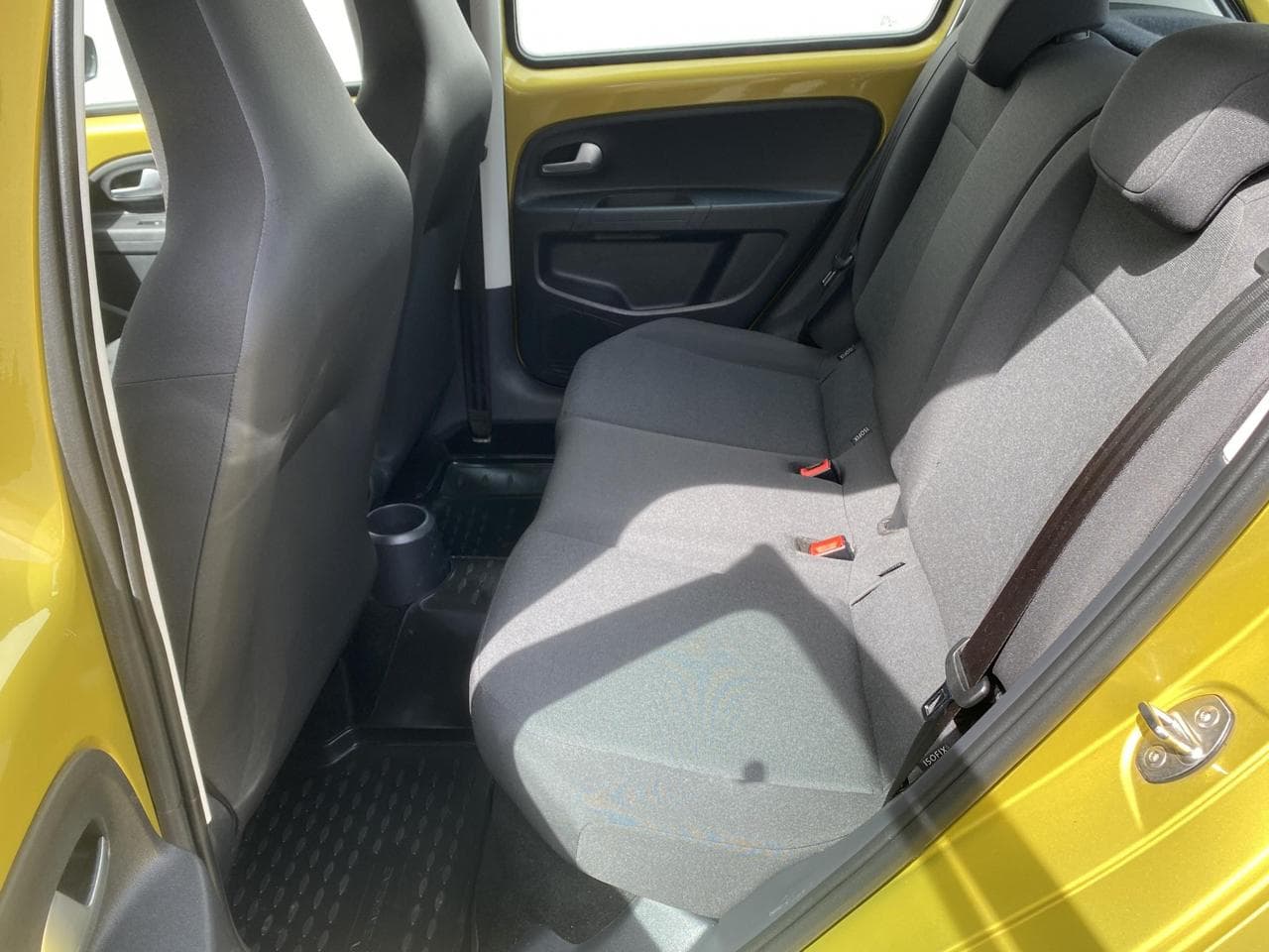 2018 Volkswagen UP! - 10