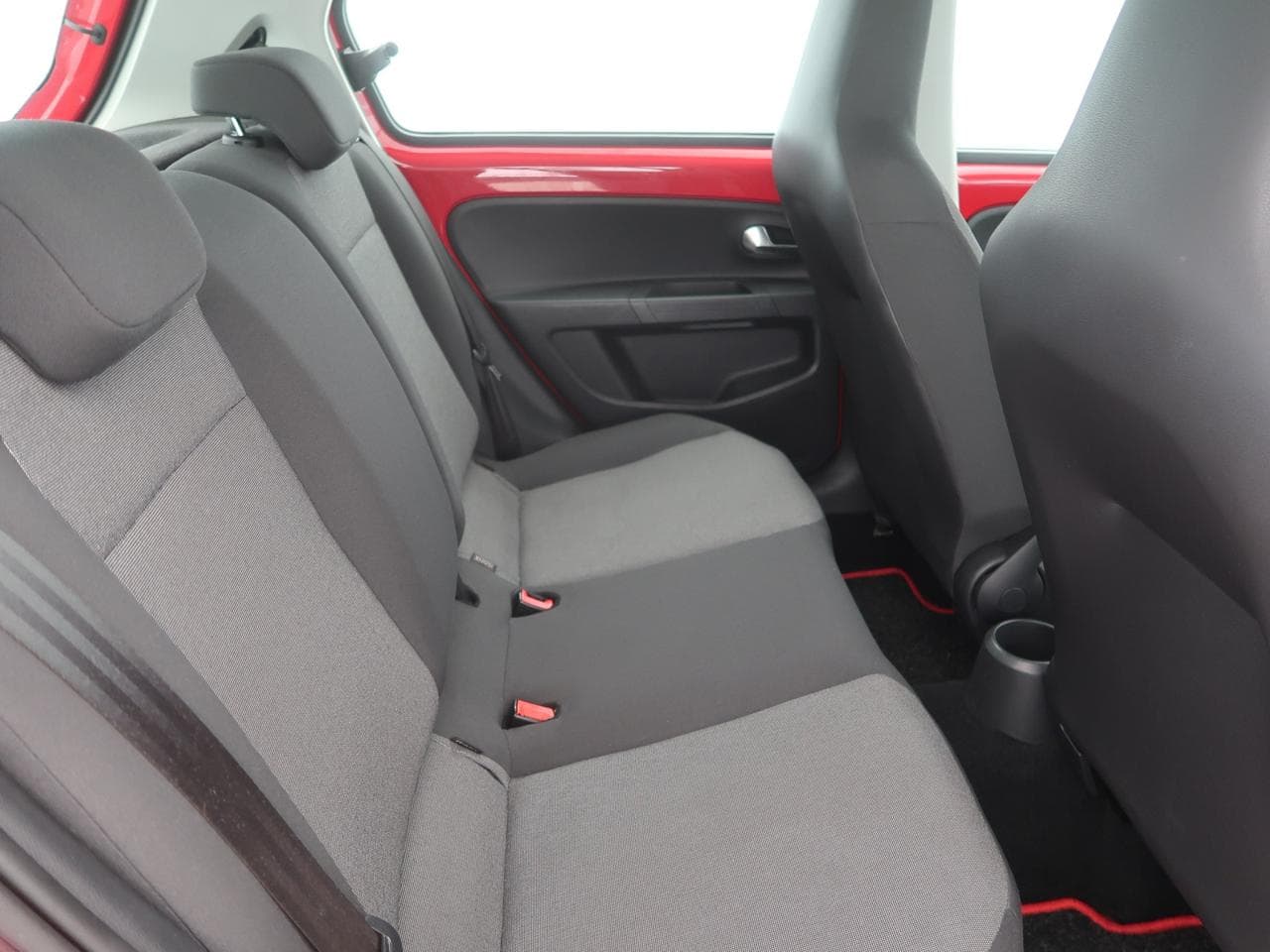 2013 Volkswagen UP! - 13