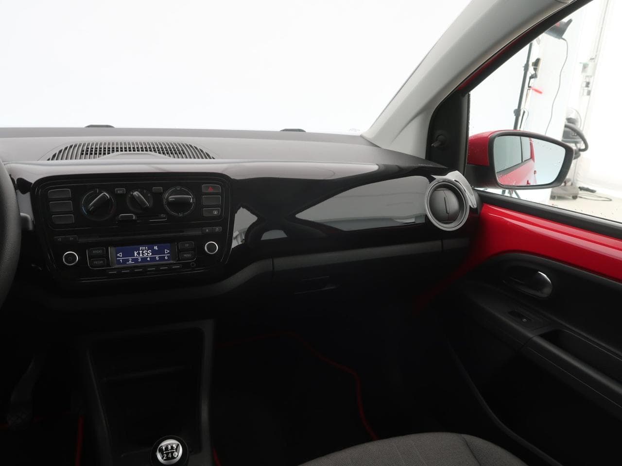 2013 Volkswagen UP! - 11