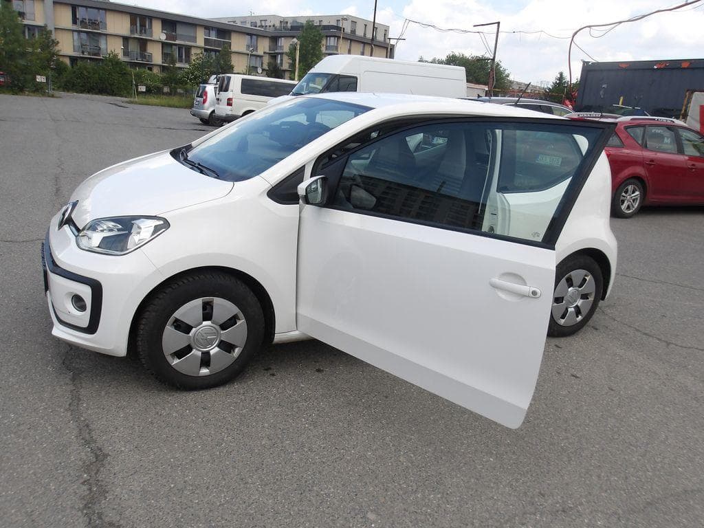 2019 Volkswagen UP! - 15