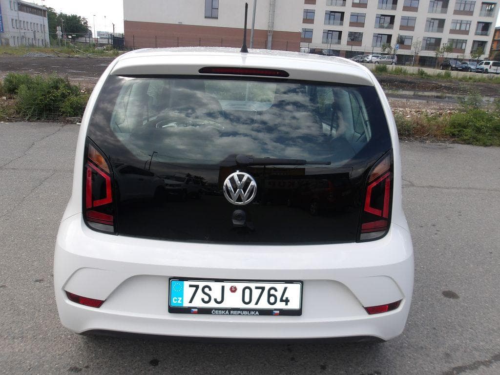 2019 Volkswagen UP! - 10