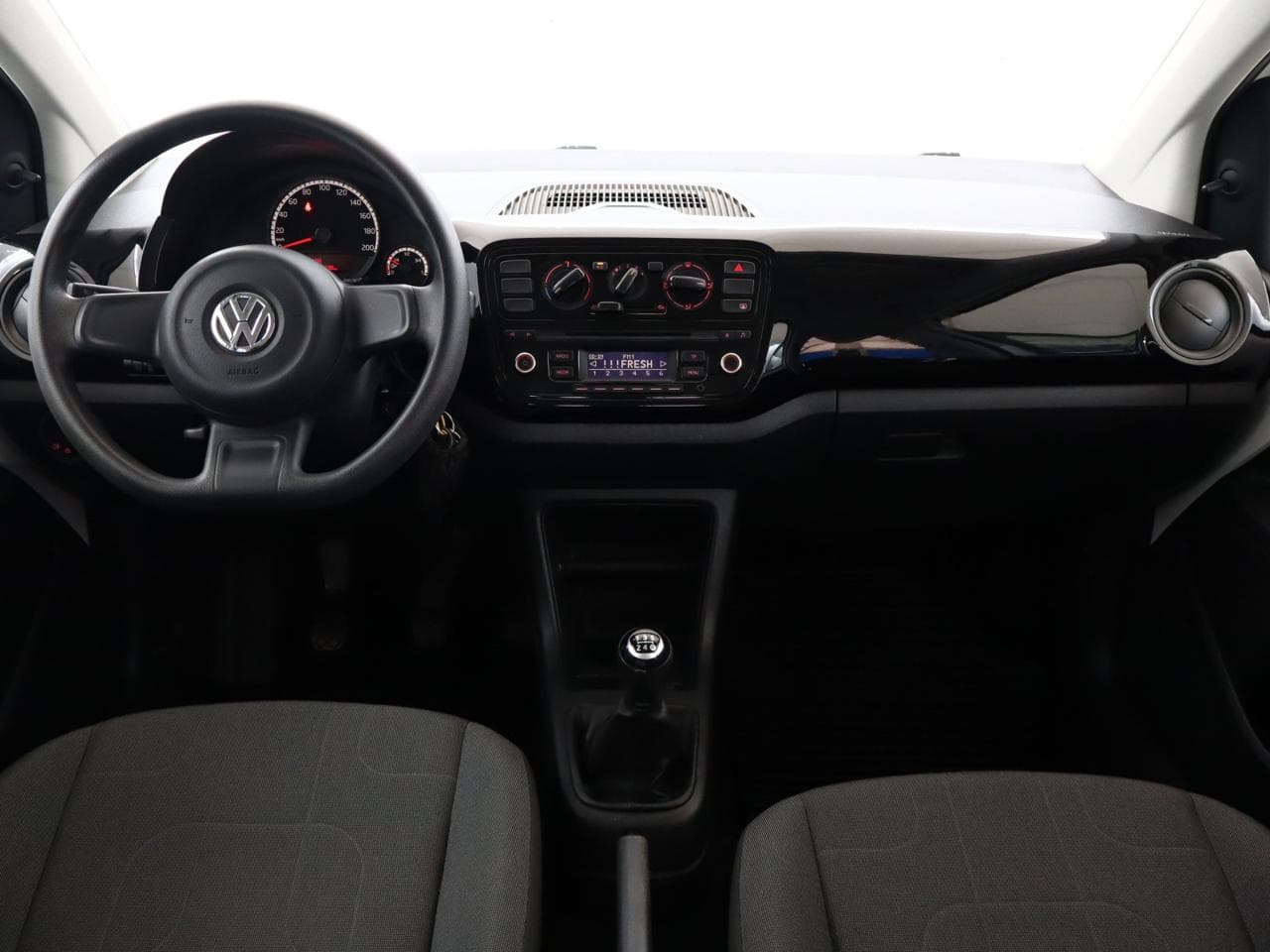 2015 Volkswagen UP! - 9