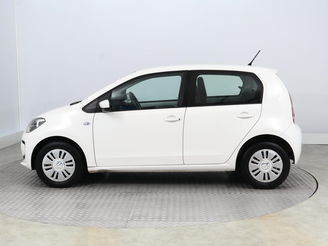 2015 Volkswagen UP! - 4
