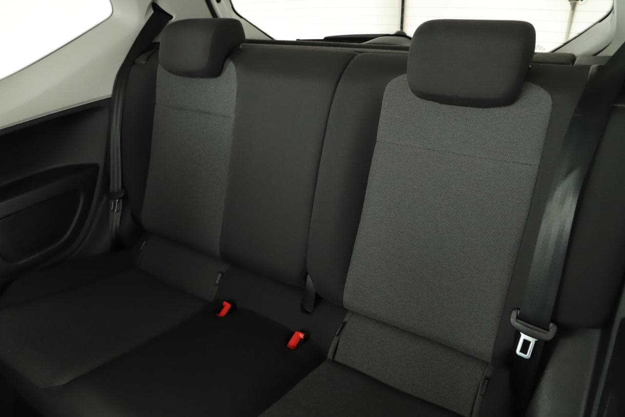 2012 Volkswagen UP! - 12
